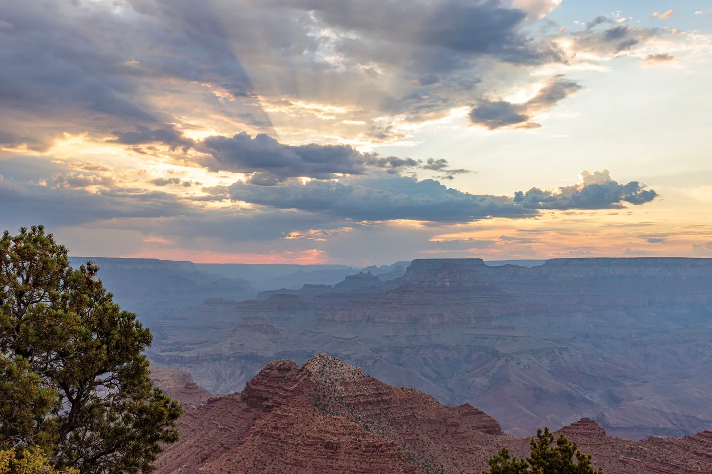 JS050 Sunray Sunset South Rim Grand Canyon by Janell Evelyn Baca, Casa de Baca Studios, Florence, Arizona